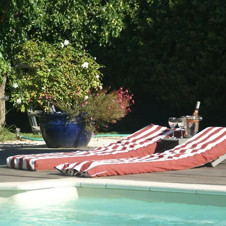 Modern Holiday Home With Private Garden * Saint-Tropez