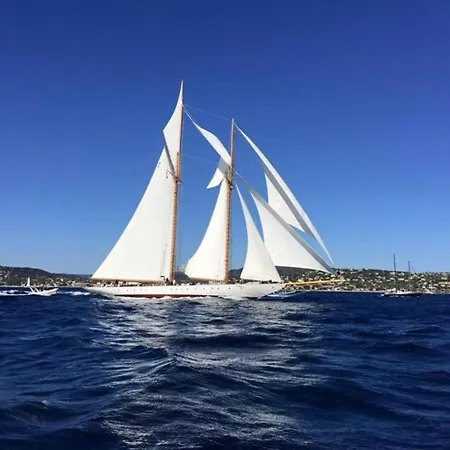 Casa de Férias In Near Beaches & Pool Saint-Tropez