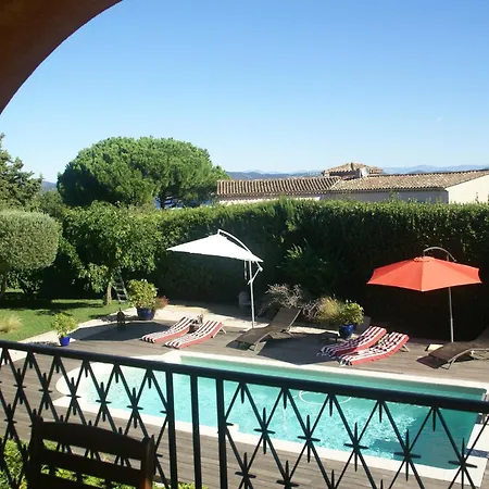 In Near Beaches & Pool Casa de Férias